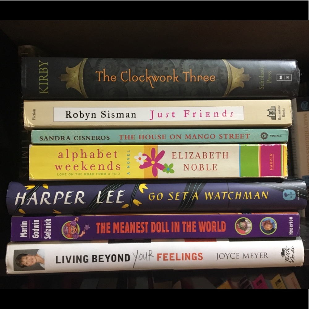 Bundle of books!!